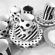 Black And White Dinnerware Francfranc Black And White Dishes Black And White Decor White Room Decor