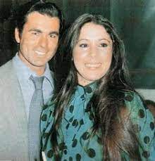 Find isabel pantoja tour schedule, concert details, reviews and photos. 450 Isabel Pantoja Photo Album Ideas In 2021 Isabel Couple Photos Music Clothes