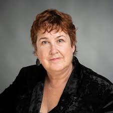 Prior Knowledge: Amazon.co.uk: Mel Walsh: 9781398432321: Books