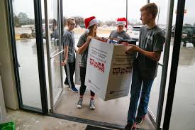 Choose your dmv office location. Toys For Tots Drive Underway In Lamar County Free Theparisnews Com