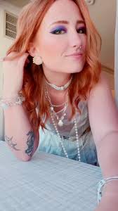 How to Dress for Vegas in June