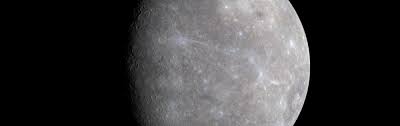 Merkur in natürlichen farben, beim anflug der raumsonde mariner 10. Sternengeschichten Merkur Planet Und Gotterbote Spektrum Der Wissenschaft
