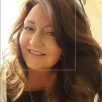 Janine Maines's Instagram, Facebook & TikTok