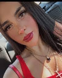 Mayra Bedoya's Instagram, Twitter & Facebook