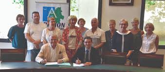 Check spelling or type a new query. Arpajon Sur Cere Signature D Une Convention Ccas Cpam