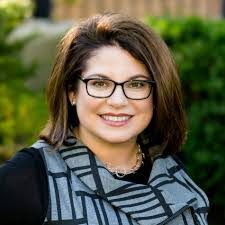 Lindy Haas's Instagram, Twitter & Facebook