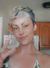 Nicole Rader's Instagram, Twitter & Facebook