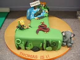 Thomas Was King Of The Jungle On His 1st Birthday First Birthday Cakes Jungle Birthday Cakes 1st Birthday Cakes