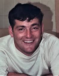 Julie Deyoung's Instagram, Twitter & Facebook