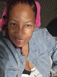 I'm new to the group Hi im Dixie. I'm 57.