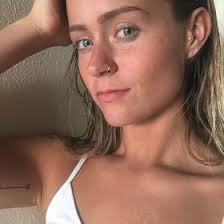 Helena Meyer (helloitshelena) — профиль