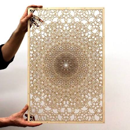 تصاميم خشبية بقص الليزر