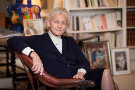 Is the founder and director of sacred centers, and a groundbreaking thinker discover new books on goodreads. La Combattante Elisabeth Badinter La Glace Et Le Feu