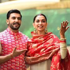 Bhavnani Family Welcomes The New Bride Deepika Padukone With An Open Heart And A Big Smile Hungryboo Ranveer Singh Deepika Padukone Sabyasachi