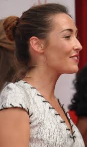 How tall and how much weigh annelise hesme? Annelise Hesme Wikipedia