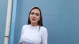 Shandy aulia putuskan menetap di bali! Anak Dibully Kurang Gizi Shandy Aulia Siap Lapor Dan Gandeng Hotman Paris
