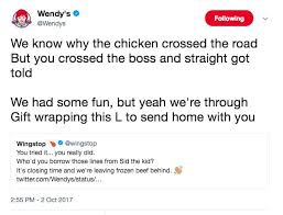 Ti sto solo aiutando in una battaglia rap. The Person Who Runs Wendy S Twitter Deserves A Raise Because These Tweets Are Gold Wendys Twitter Wendy S Rap Battle