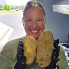 Happy Birthday to our Spud Queen, Chef Chelsea! 🤘🏻🥔🤎🎉 The heart,  hands, and hilarious energy behind Wicked Potato! Whether she's slingin'  spuds, smokin' meats, or showing off a potato the size of