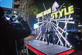 Durch sein lied gangnam style ein weltweit bekannter name geworden sei. Flaunting Gangnam Style Trendy Area Urges Visitors To Prance In The New York Times