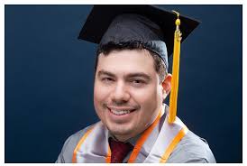 graduation photos edinburg