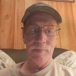 Steve Schutter's Instagram, Twitter & Facebook