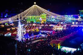 Targul de craciun cluj vs sibiu ramanem la nivelul oraselul. Targul De Craciun Din Sibiu Ceas Cluj Napoca