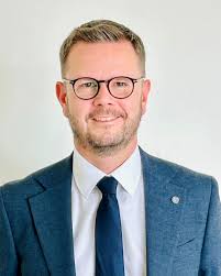 This week's leadership message comes from Chris Evans, Deputy Chief  Executive and Chief Operating Officer at The Mid Yorkshire Teaching NHS  Trust :: West Yorkshire Health & Care Partnership