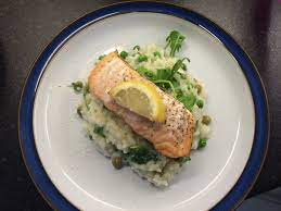 I always get such a satisfyingly domestic feeling when making risotto, maybe its because it needs constant caring and attention. Oven Baked Salmon With Lemon Parsley Pea And Rocket Risotto Use Jamie Oliver S Basic Risotto Recipe Then Basic Risotto Recipe Oven Baked Salmon Baked Salmon