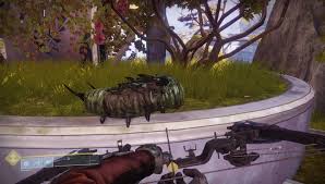 The pass has 2 different tracks, a free track and a track reserved for season pass owners only, and each track. Destiny 2 Warded By Wormhost Chest Worm Locations In Dreaming City