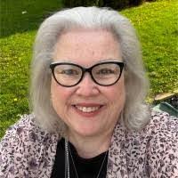 Kellie Hamilton's Instagram, Twitter & Facebook