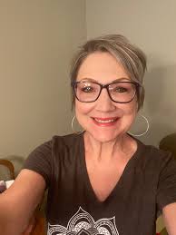 Silver highlights for thinning hair