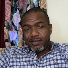 Levar Thomas's Instagram, Twitter & Facebook