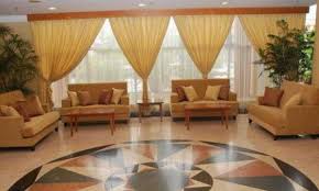 Las habitaciones disponen balcón con vistas al jardín. Shahzan Inn Fraser S Hill Hotel Kuantan And Pahang Overview