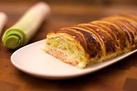 Feuillete Saumon Et Poireaux Au Thermomix Recette Feuillete Saumon Recette Feuillete Robot Cuisine
