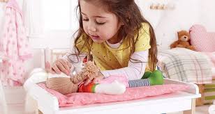Howa wickel puppe die 30 besten puppen fur kinder ratgeber wunschkind ho wah genting bhd howa design lemari willkommen in der abteilung für. Puppen Wickelkommode Realistische Spielerlebnisse Fur Puppeneltern