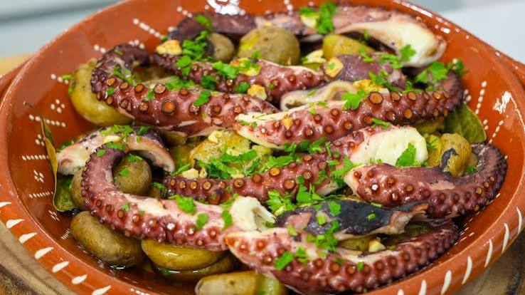 Octopus Lagareiro Style