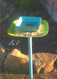 Bird Bath And Feeder Table Birdbath And Feeder Combo Diy Bird Bath Bird Bath Mailbox Garden