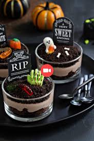 Brownie Dirt Pudding Dessert Chocolate Halloween Puddingrecipe Halloweenrec Spooky Halloween Desserts Delicious Halloween Desserts Halloween Desserts