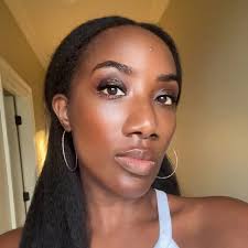 Mal said Kendrick didn't play any hit records at the Super Bowl. Meanwhile,  'Squabble Up' 'Humble' 'DNA' 'euphoria' 'Not Like Us' 'Luther' & 'All the  Stars' are all hit records (at least