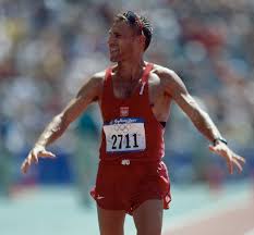 Já o mais conhecido mundialmente é o polonês robert korzeniowski, que entre 1996 e 2004 foi tetracampeão olímpico e tricampeão mundial. Facebook