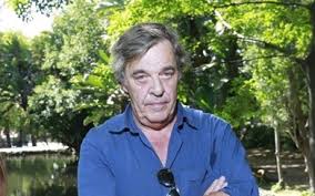 Miguel sousa tavares nasceu há 69 anos no porto, filho da poeta sophia de mello breyner andresen e do advogado e político francisco sousa tavares. Miguel Sousa Tavares Muda Para A Tvi Exclusivos Correio Da Manha