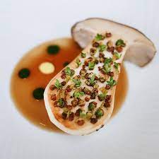 cepe definitely in season セップ茸旬 lecinq christianlesquer fsparis christianlesquer georgev michelin paris france gas christian le squer cepes legumes
