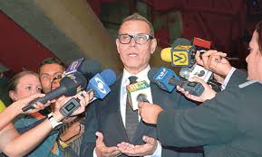 Resultado de imagen para IMAGEN DE LUIS VICENTE LEON