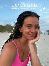 Mariah Lyon's Instagram, Twitter & Facebook