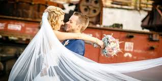 Hier finden sie ihr traumhochzeitskleid. Industrie Hochzeit In Der Henrichshutte Hattingen