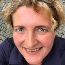 Sonja Madsen's Instagram, Twitter & Facebook