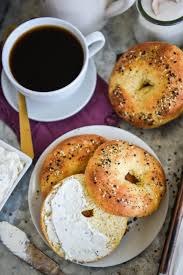 If you've spent any time in the bread aisle looking at low calorie or low carb bagels, you've probably noticed the trend. Best Keto Bagels The Novice Chef