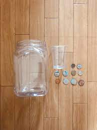 盛り上がる 高齢者 在宅介護 レクリエーション 味付け海苔の容器とプラスチックカップとコインを使って 表面張力ゲーム 表面張力 プラスチック ゲーム