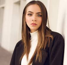 Dinorah Freelance — Agencia Blanca