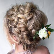 No matter your race or ethnicity, halo braids are amazing and perfect for the summer days. Halo Braid Ideas